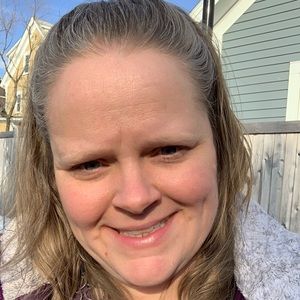 Meet your Posher, Lori